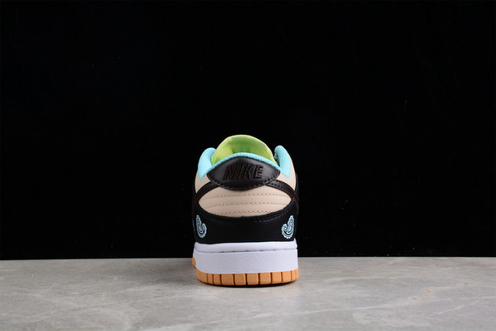 Nike Dunk Low SE “Free .99” DH0952-001