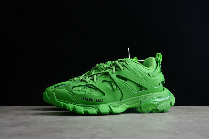BLCG  Track TRAINER  Yeeshoes  22040703