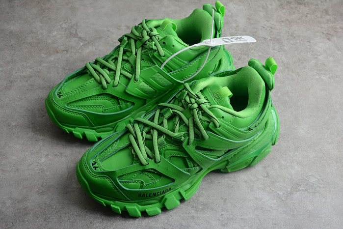 BLCG  Track TRAINER  Yeeshoes  22040703