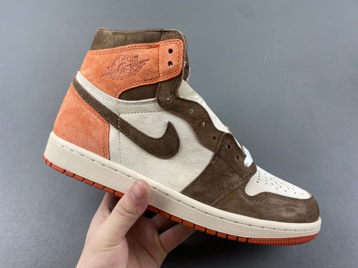 Air Jordan 1 High OG WMNS “Dusted Clay”  FQ2941-200