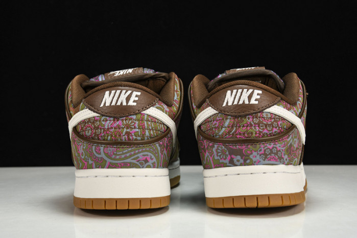 NIke SB Dunk Low “Paisley”   DH7534-200