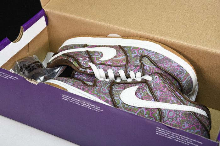 NIke SB Dunk Low “Paisley”   DH7534-200