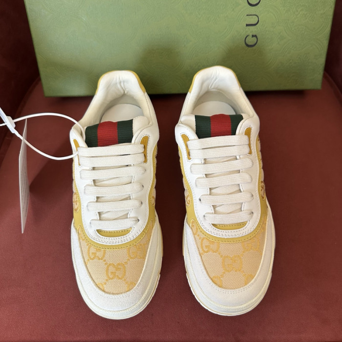 Gv*c sneaker
