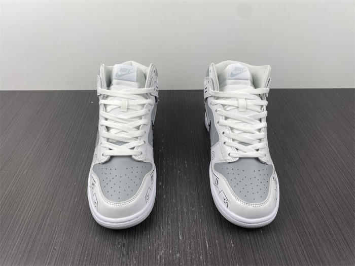 Nike SB Dunk High  CZ8149-101