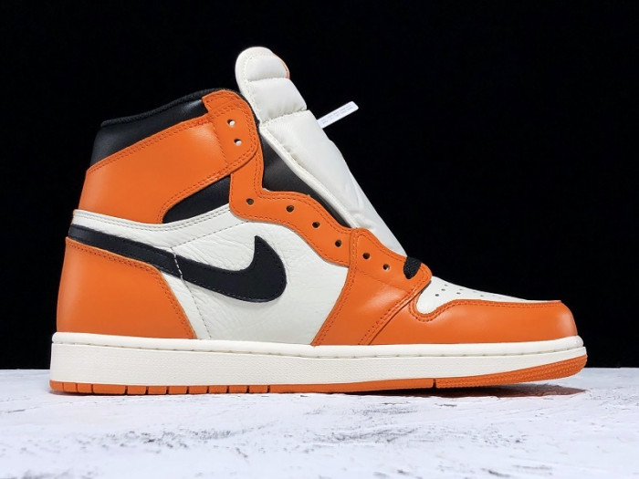 Air Jordan 1 Retro High OG “Reverse Shattered Backboard” 555088-113