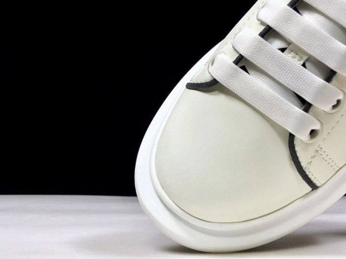 MQ Sneakers