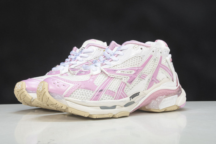 BLCG RUNNER   677402-W3RB3-9059