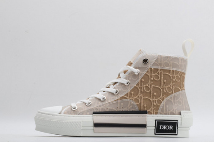 D10R B23 Oblique High Top Sneaker