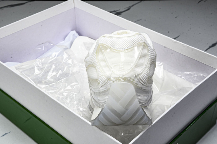 b0tt*ga Ven*ta orbit sneaker