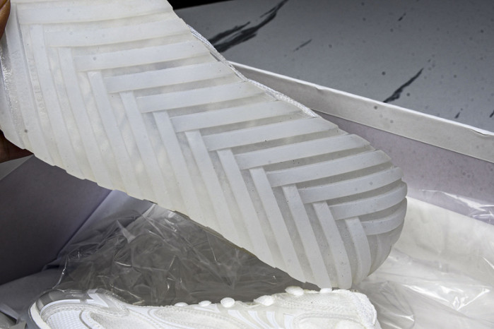 b0tt*ga Ven*ta orbit sneaker