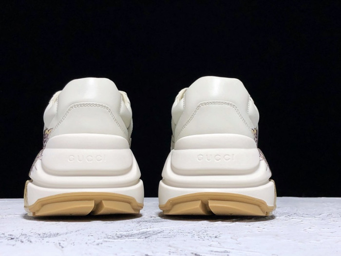 Gv*c trainer sneaker 576050 drw00 9014