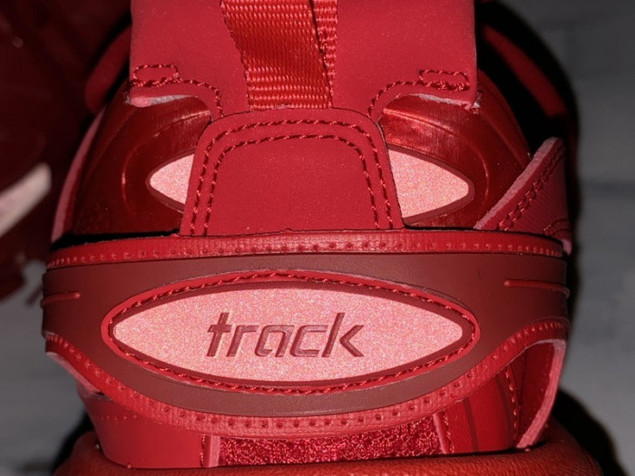 BLCG Track Trainer Red 542023W2LA16000