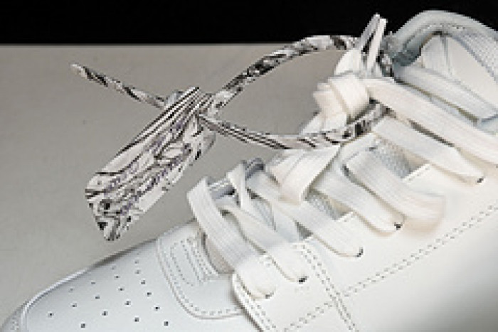 OF SNEAKER  FOR71001
