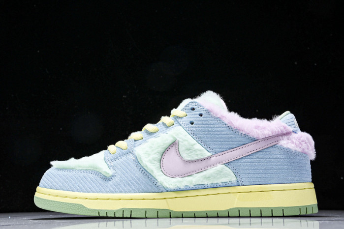 Verdy x Nike SB Dunk Low “Visty”  FN6040-400