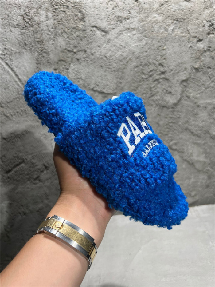 BLCG SLIPPERS
