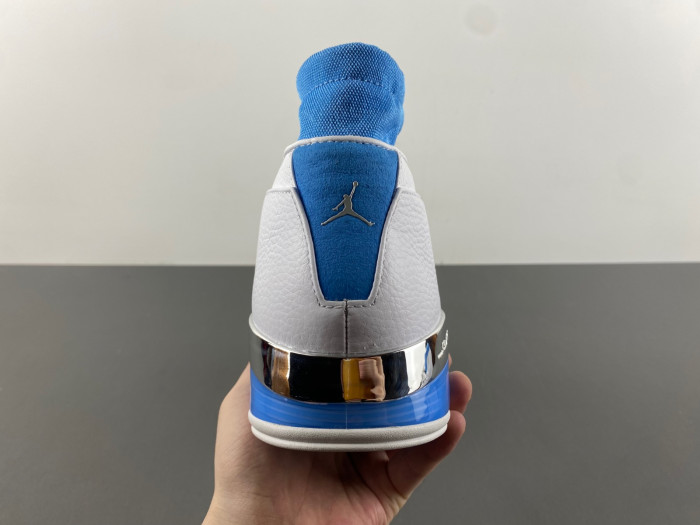 Air Jordan 17 Low “University Blue”  FJ0395-101