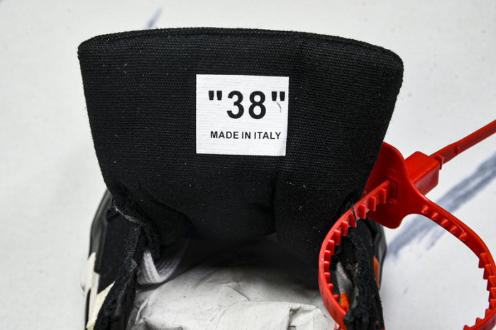OF X  c/o Virgil Abloh Vulc Low Top 070902