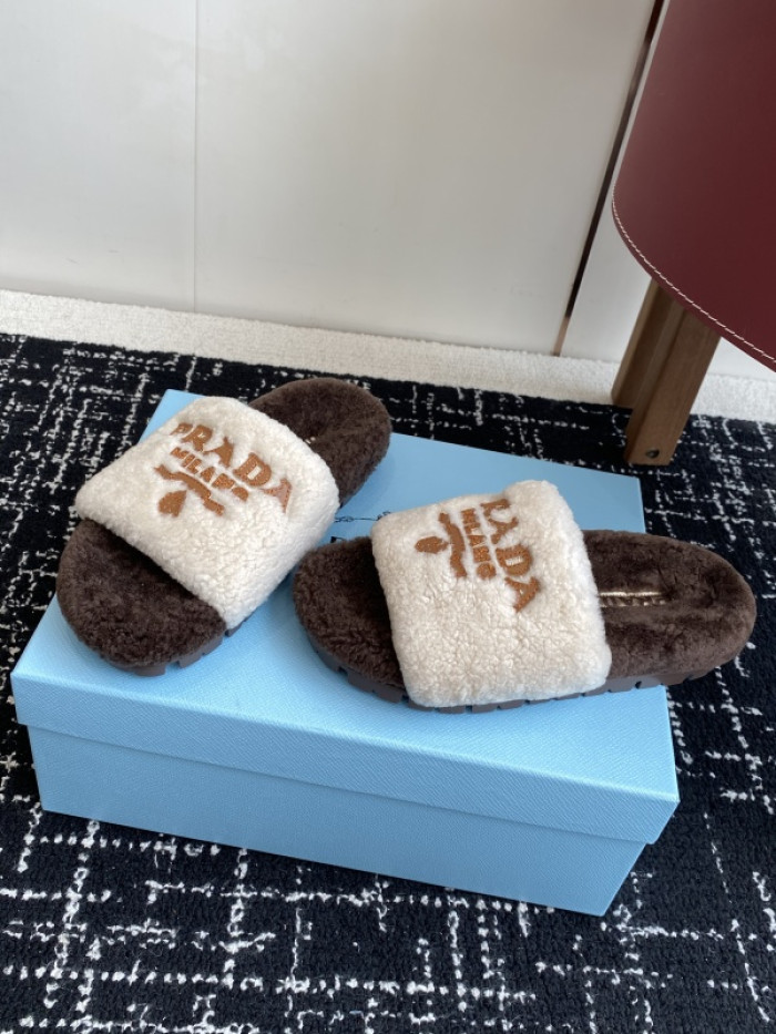 PRA*DA  SLIPPERS