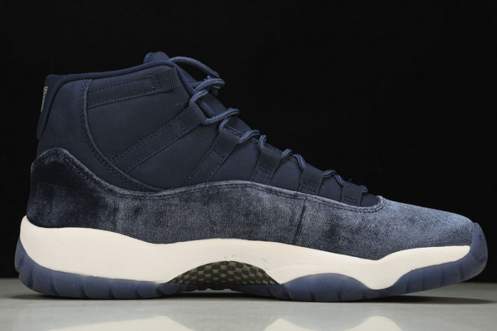 Air Jordan 11   wmns AR0715-441