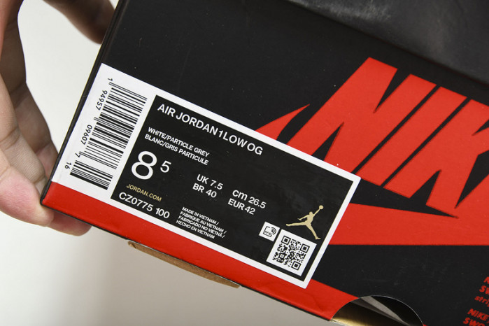 Nike Air Jordan 1  LOW OG CZ0775-100