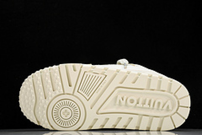 LV SNEAKER LOW 80403