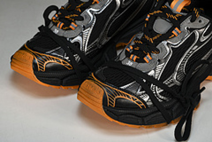 BLCG RUNNER    W3XL3-1178