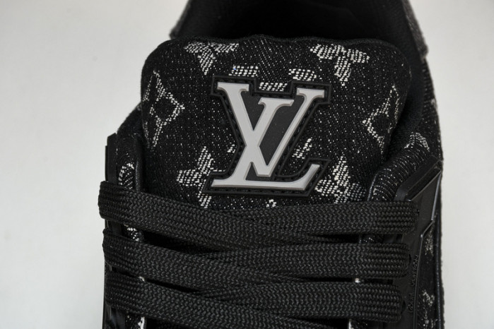 LV SNEAKER LOW  020401
