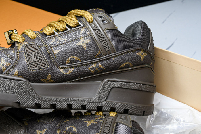 LV SNEAKER LOW FOR-LV120