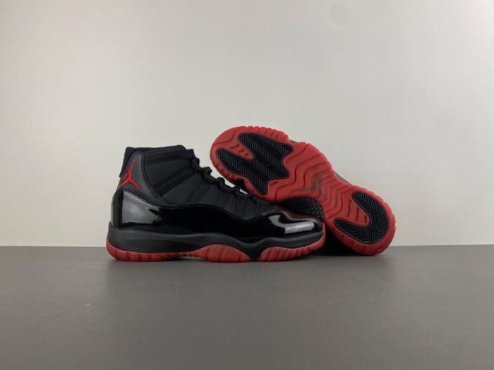 Air Jordan 11 378037-326