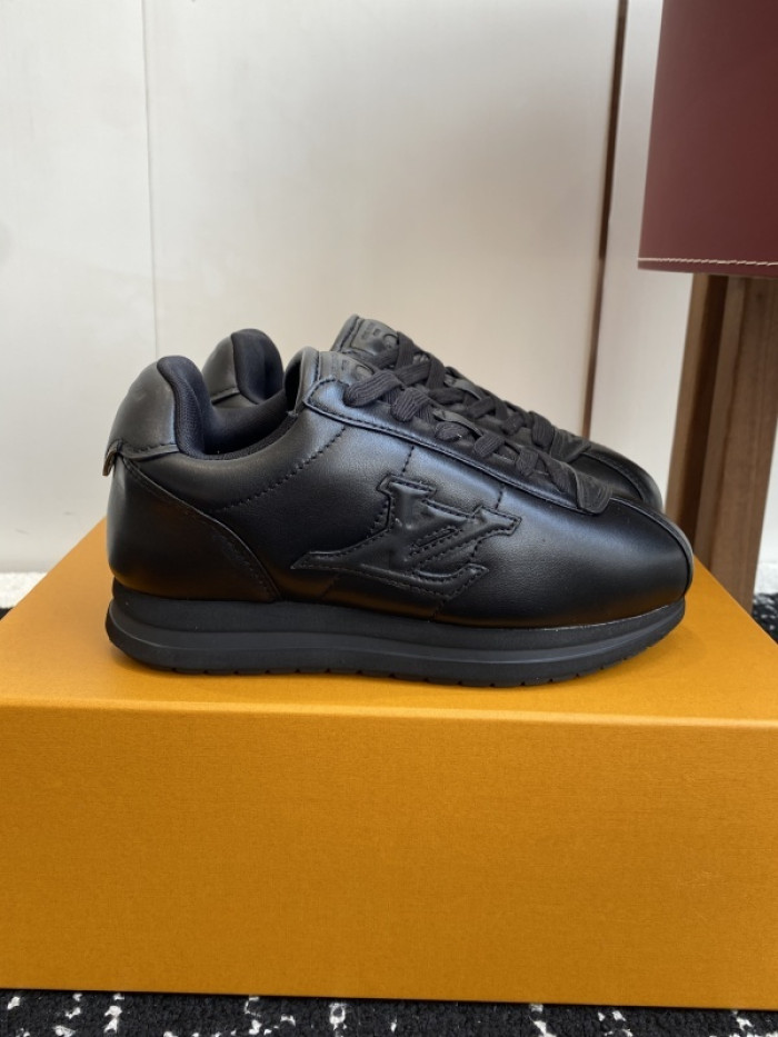 LV SNEAKER Buttersoft  FOR-LV373