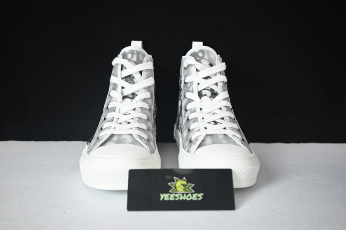 D10R B23 High Top Logo Oblique Sneakers