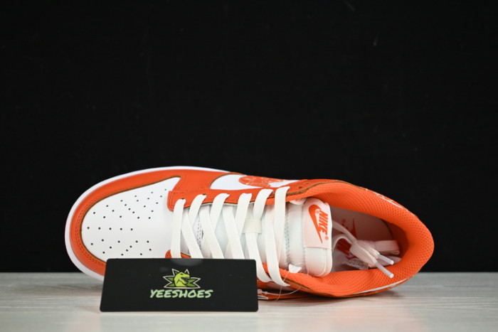 NIKE DUNK LOW ESS DH4401-103