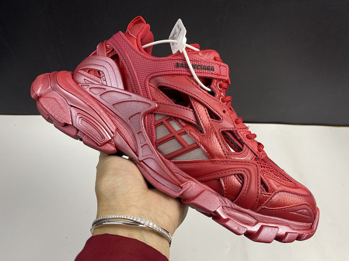 BLCG Track.2 Pearl Red 570391 W2GN3 2029