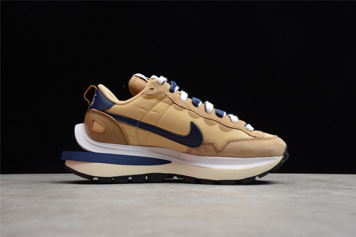 Nike Vaporwaffle sacai Sesame Blue Void DD1875-200