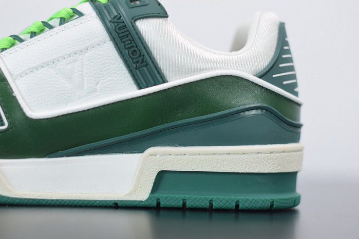 LV SNEAKER LOW YEE-001