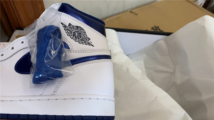 AIR Jordan 1 Retro Metallic Navy (2016) 555088-106