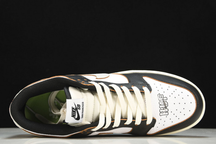 HUF x Nike SB Dunk Low “NYC”   FD8775-001