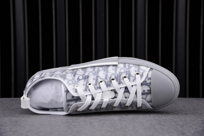 D10R B23 Sneakers Low Top