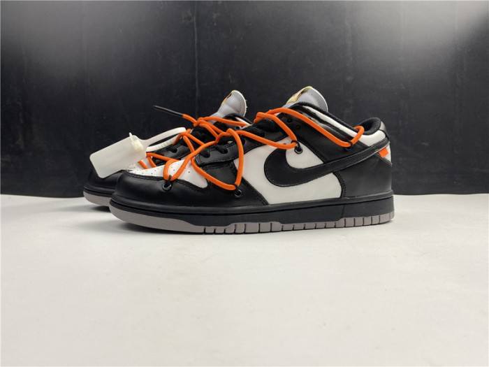 OF x Nike Dunk Low CT0856 -001