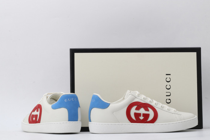 Gv*c ace embroidered low-top sneaker 431942a38g09066