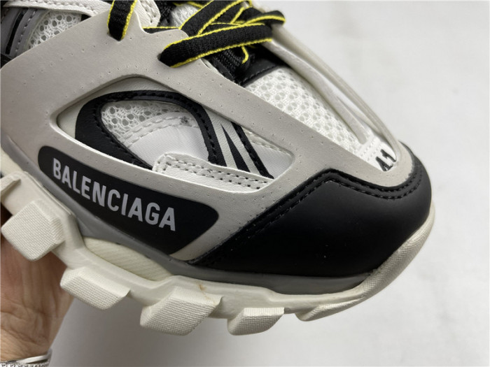 BLCG Track Trainer Black White Yellow 542023 W1GB1 2257