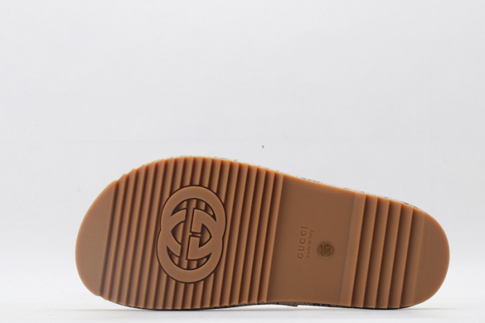 Gv*c slippers