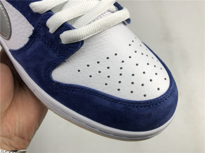 Nike Dunk SB Low Ishod Wair "BMW"  839685-416