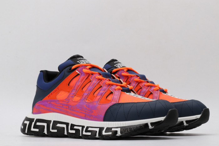 VERS SNEAKERS