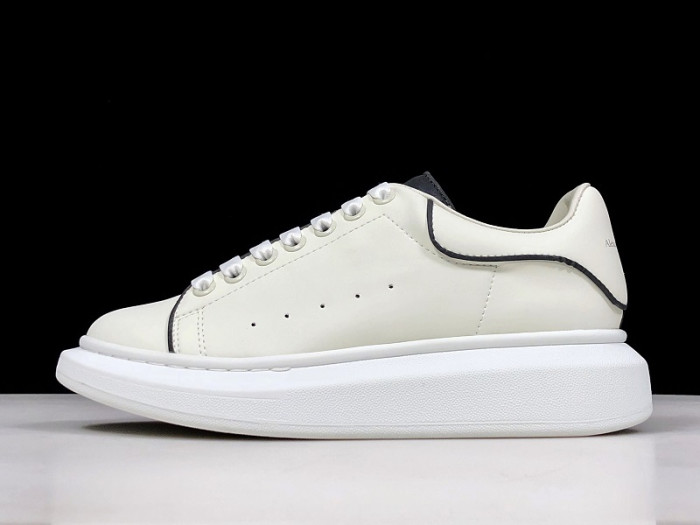 MQ Sneakers