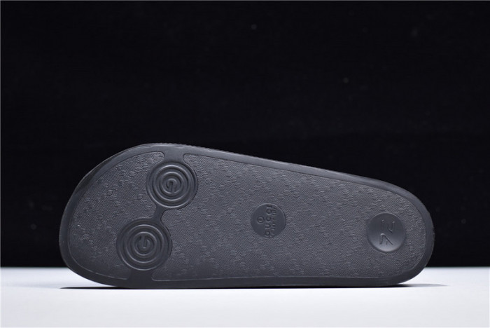 Gv*c slippers