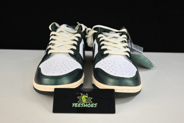 Nike Dunk Low “Vintage Green” DQ8580-100