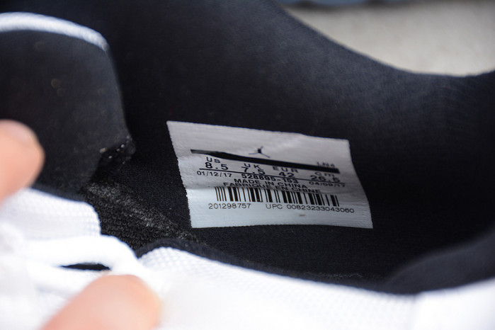 Jordan 11 Retro Low Concord  528895-153
