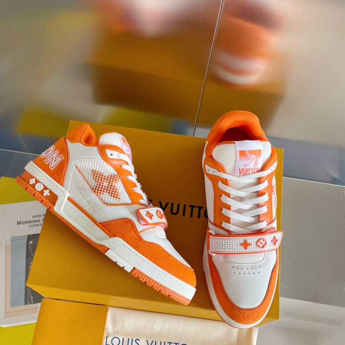 LV SNEAKER LOW  121302
