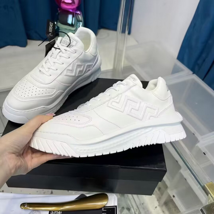 VERS SNEAKERS   23112902